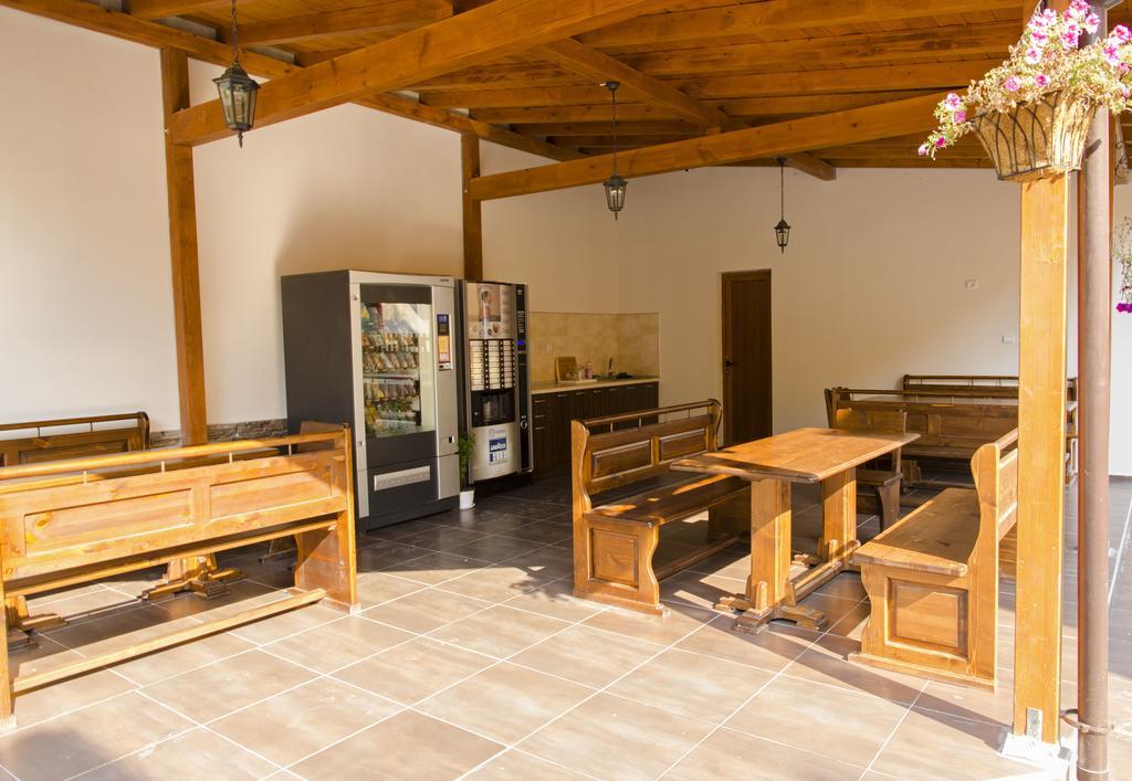 Guest House Anelim Veliko Tărnovo Esterno foto