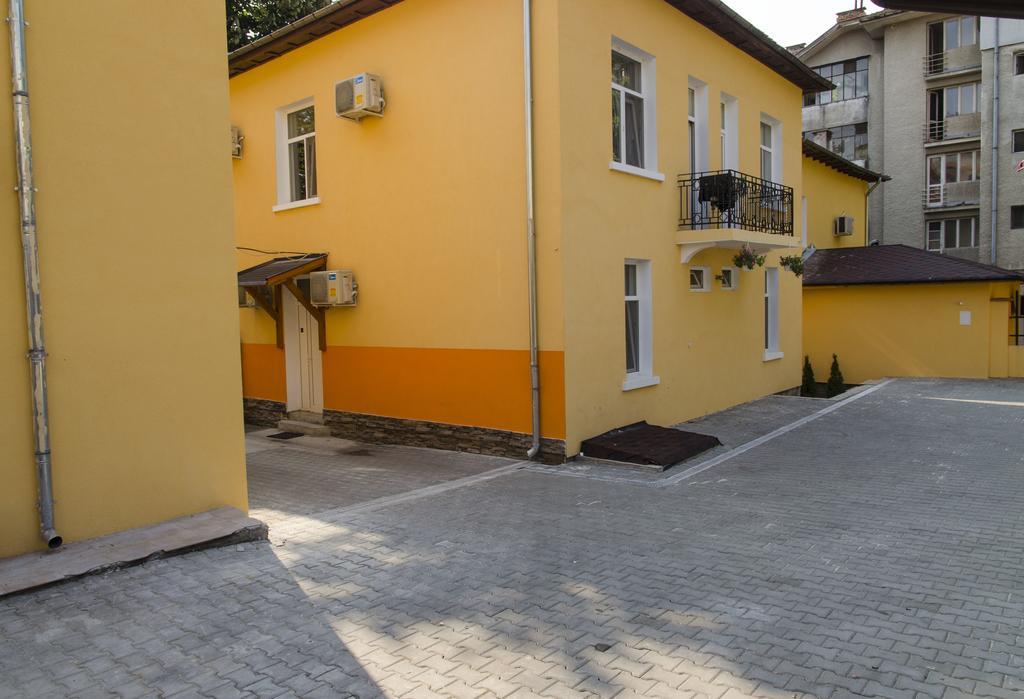 Guest House Anelim Veliko Tărnovo Esterno foto